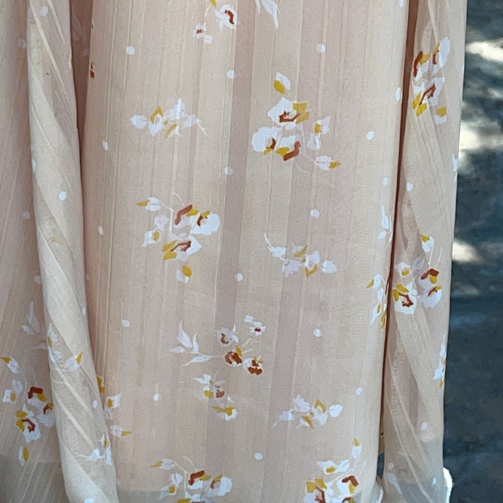🌺 WAYF; Beautiful Mini Peach Floral Sleeveless Dress in Misses Sz. Extra Small! - Picture 9 of 12